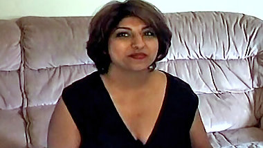 Amateur Indian milf licked and used 2 white men