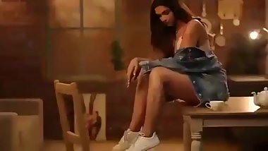 Deepika padukon big boobs