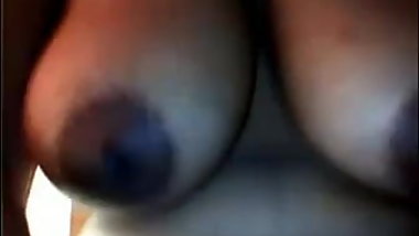 Desi Couple Webcam Fondling & Fingering also some Hindi Chat