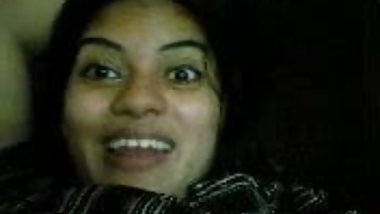 bangladesh girl shows boobs and pussy
