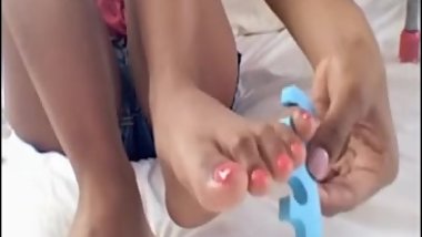 indian toe painting