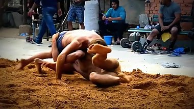 Real wrestlers . Real fight