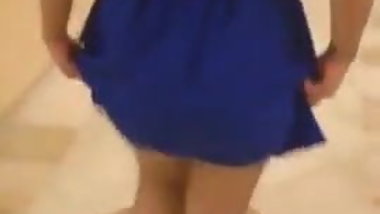 Indian whore wife exposing her booty in hotel