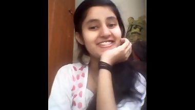 Indian Girl Showing Her Big Boobs