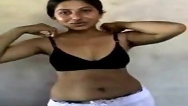 punjabi girl get nude and touch dick