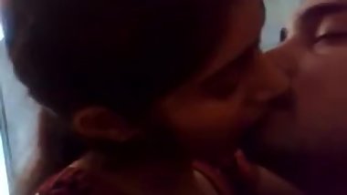 Design girl kissing boyfriend