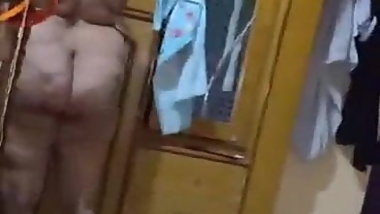 Indian middle age house wife nude