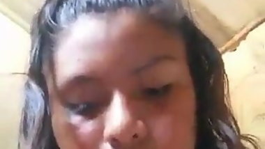YOUNG INDIAN GIRL STRIPTEASE