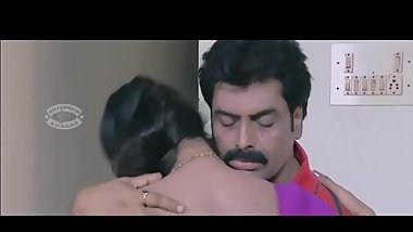 Kallachavi hot glamour