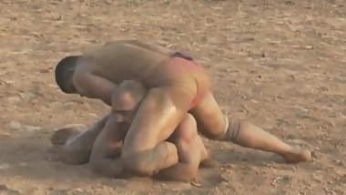 Indian wrestler's hot ass