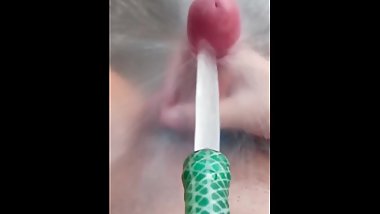 Desi Lund ko Nehlaya (Washing Dick)