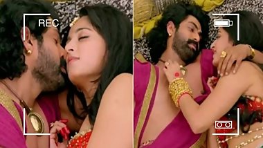 Baahubali movie actress anushka sharma hot scenes