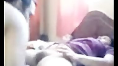 Hot indian Aunty giving mouthing and getting mouthing