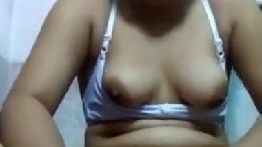 Indian girl masturbating