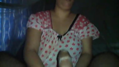 Indian aunty handjob till he cums