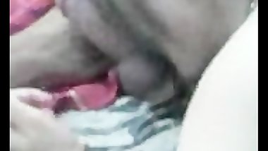Arabian Muslim Lady sucks a 4 inch Arab Dick in Baghdad Car