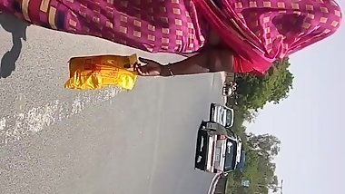 indian big ass gujju in saree