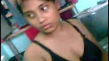 Sweet Indian Bengali girl with 2 friends basic video quality