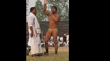 Indian Wrestler's public bulge