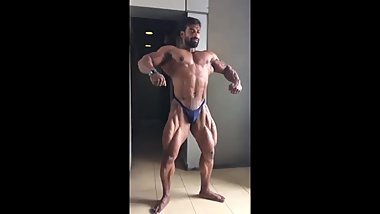 Indian Bodybuilder Jayaprakash Venkateshan Posing in toilet