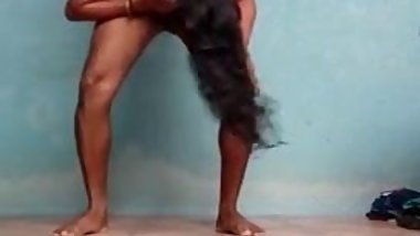 Tamil anuty show her tits