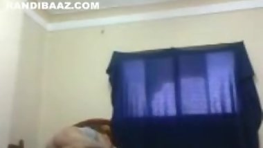 Indian milf fucked by neighbour n cought hidden cam wid audio