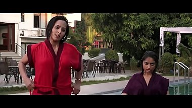 Amazing-b-grade-indian-movie-love-making-seducing-hot-scene