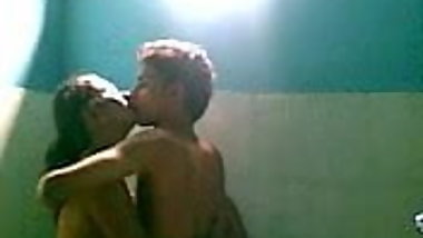 Sexy girl in bathroom bj with bf