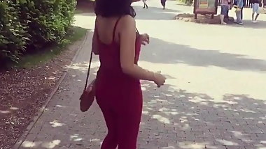 Indian uk ass wobble