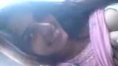Hot Indian College Girl Blows BF Inside The Car