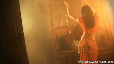 Belly Dancing And Dreamingv