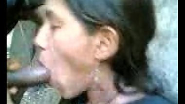 indian girls suck his bf dick in college campus