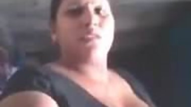 aunty selfie