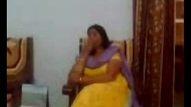 indian bhbahi boobs flashing