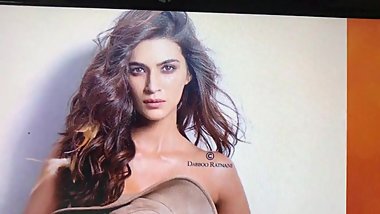 Kriti Sanon Moaning Cum Tribute, Book Yours Too Mail Or Kik Me
