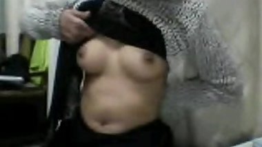 Sexy indian teen having fun on cam