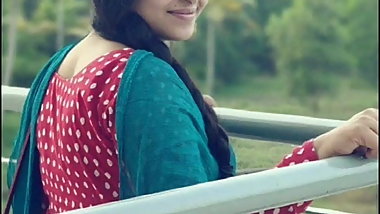 Anu sithara cum tribute