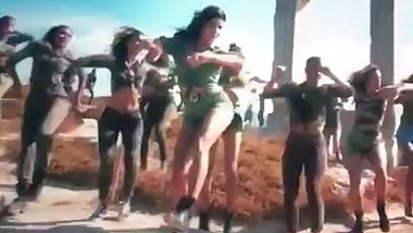 Katrina Kaif hot thighs