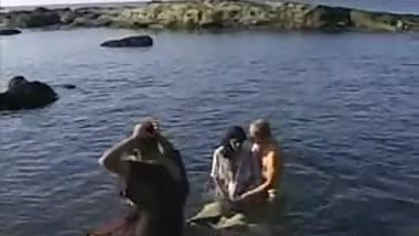 Indian Amateur Babe From Goa Fucked By Traveler At Beach