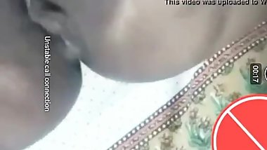 WeChat horny dropping water on her pussy