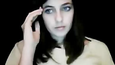 Pakistani Girl Tayyiba showing Paki Fuddi or Paki Cunt on Webcam