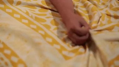 Bhabi seduced by his brother in law