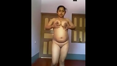 Desi teen showing boobs n shaved pussy