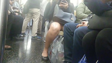 Candid Indian upskirt