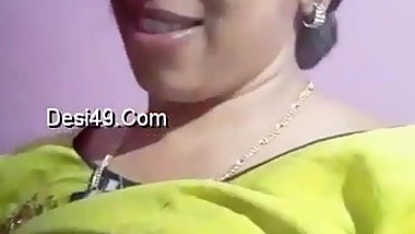 PlayboyStarX VIDEOS 9 KERALA AUNTY FLASHING HER BOOB'S