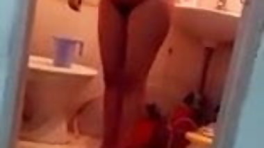 Bhabhi bathing captured 1