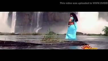 Gopika Sexy in Saree Ass Shake