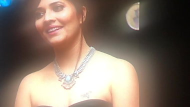 Anchor Anusuya pachi boothlu