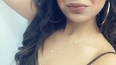 Indian escort from Leicester - Available for bookings - Vid2