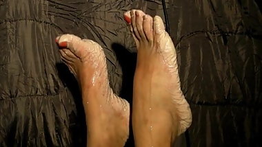 Bianca's wet feet 2014 part 14